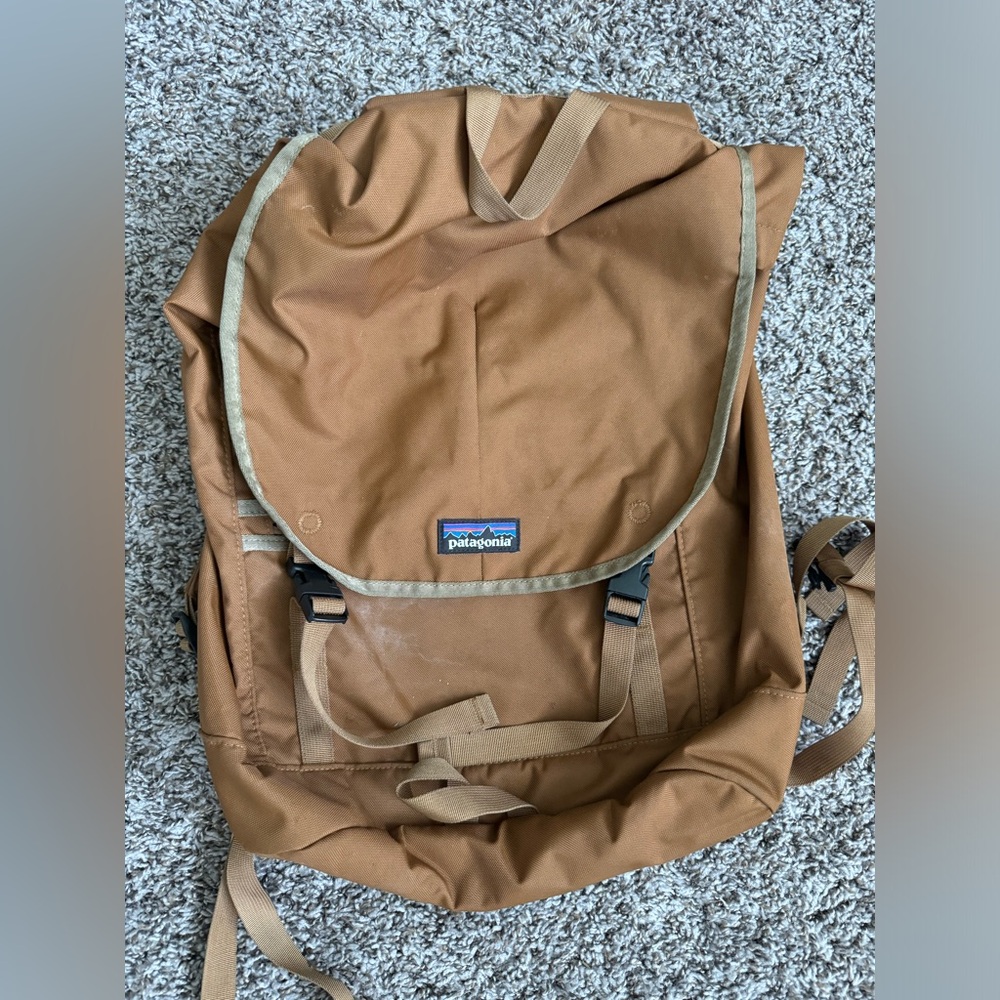 Brown Patagonia book bag